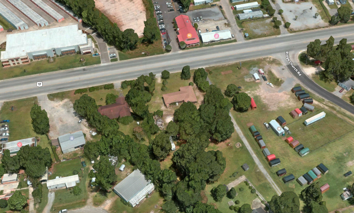 Corner Lot on N Main St