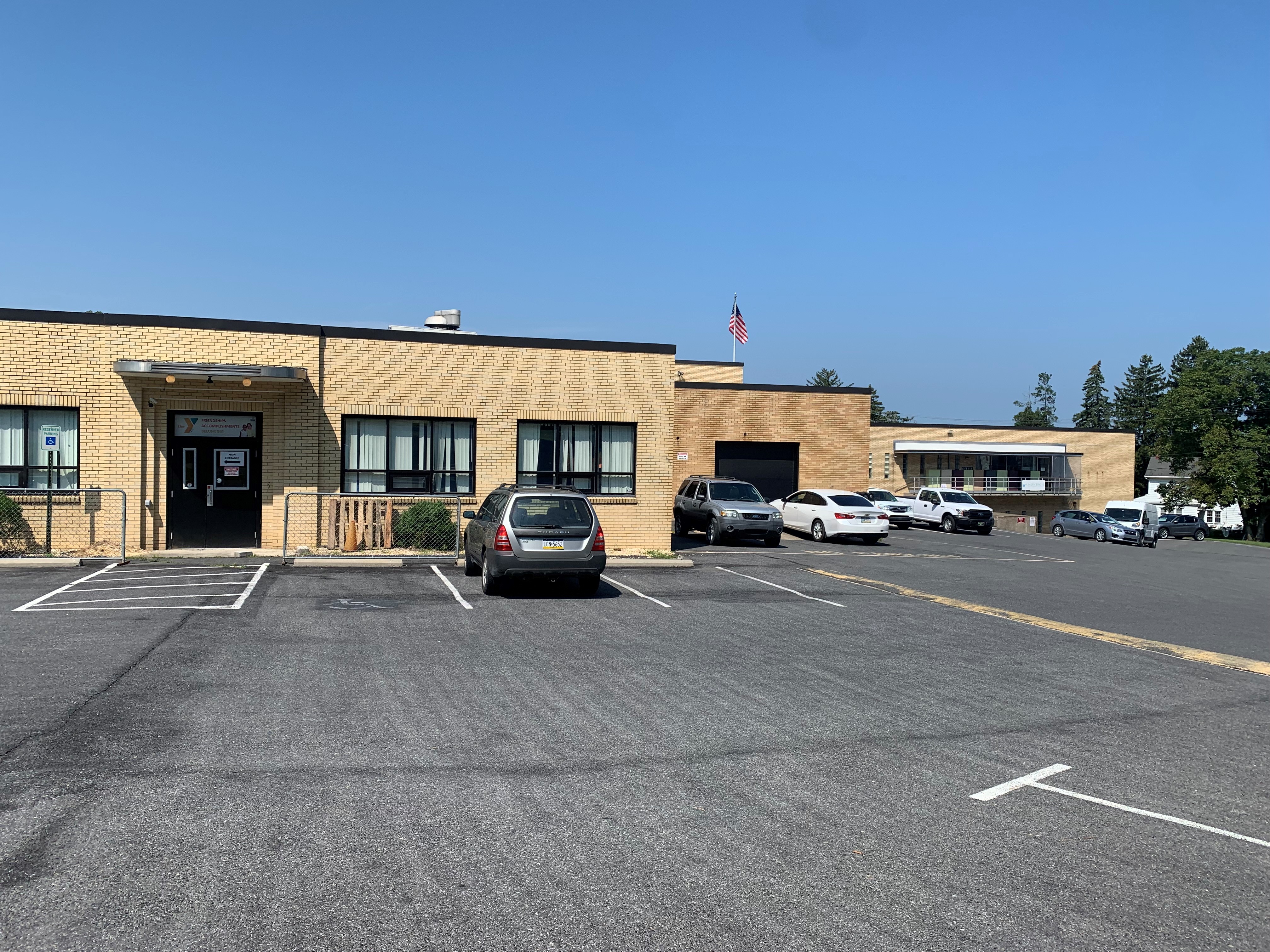1350 Sullivan Trail