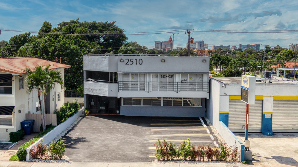 Medical-Dental Building, 2510 Southwest 27th Avenue, Miami, FL 33133