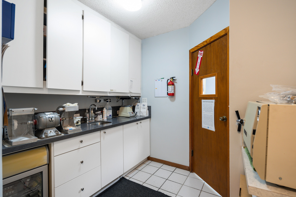 Medical-Dental Building, 2510 Southwest 27th Avenue, Miami, FL 33133