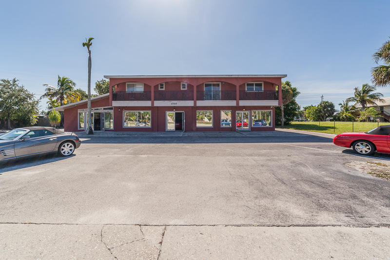 Commercial Building For Sale (PENDING), 17707/711 San Carlos Boulevard, Fort Myers Beach, FL 33931