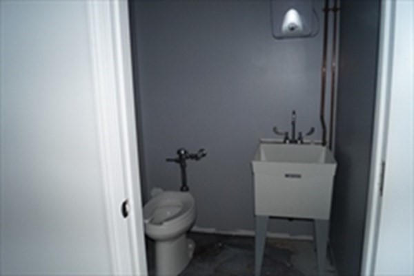 Commercial-Other in Dracut