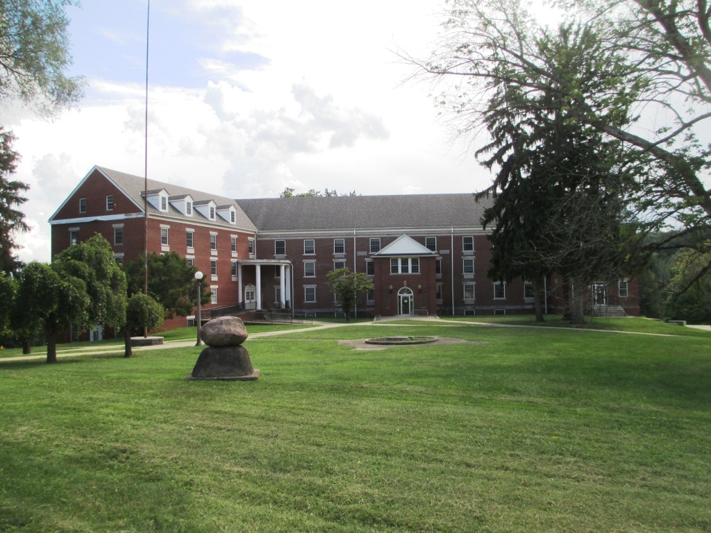 13 Acre Redevelopment Opportunity / Investment / Owner-User; Mount Vernon Ohio