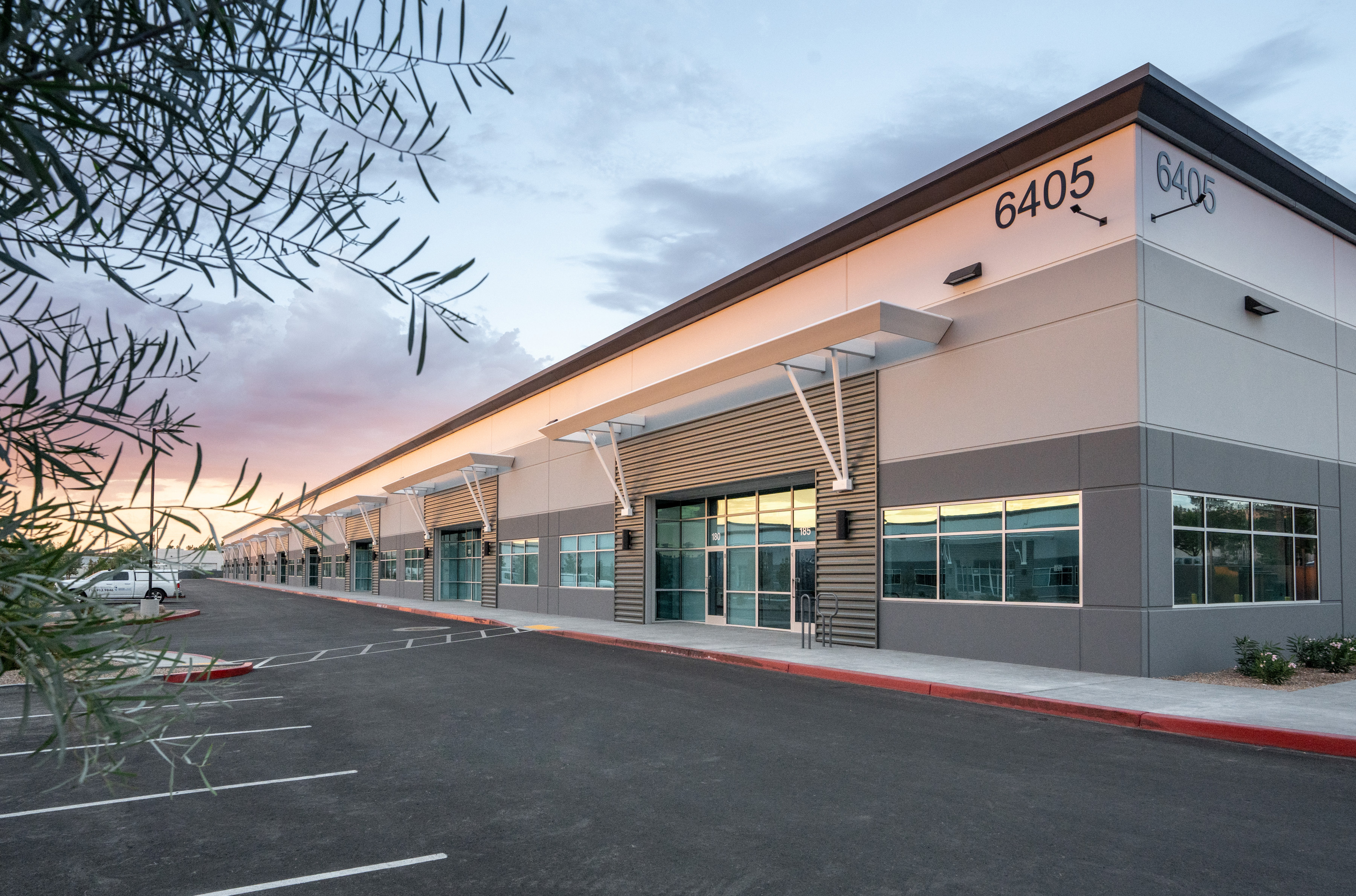 SUNSET AIRPORT CENTER 2 (Buildings C & D)