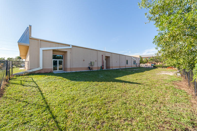 Investment Property | Cap Rate 5.8%, 2107/2119 Santa Barbara Boulevard, Cape Coral, FL 33991