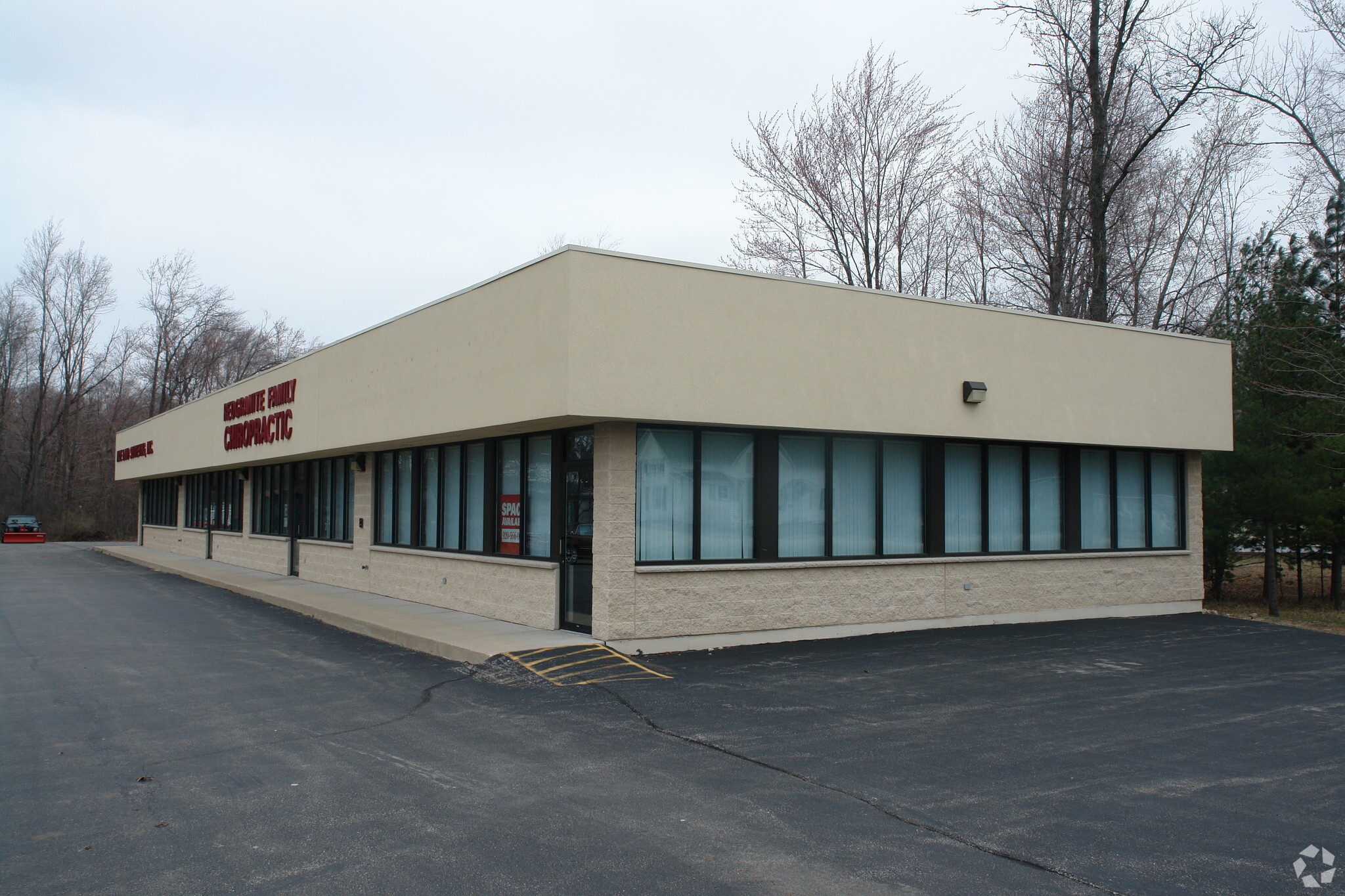 Office Bldg in Redgranite FOR SALE on 1100 E Bannerman,