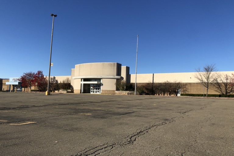 Arnot Mall