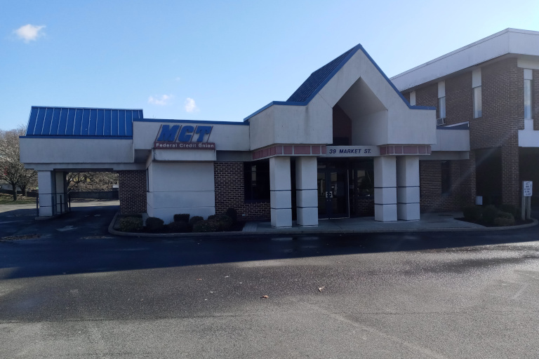 39 Market Street, Amsterdam, NY