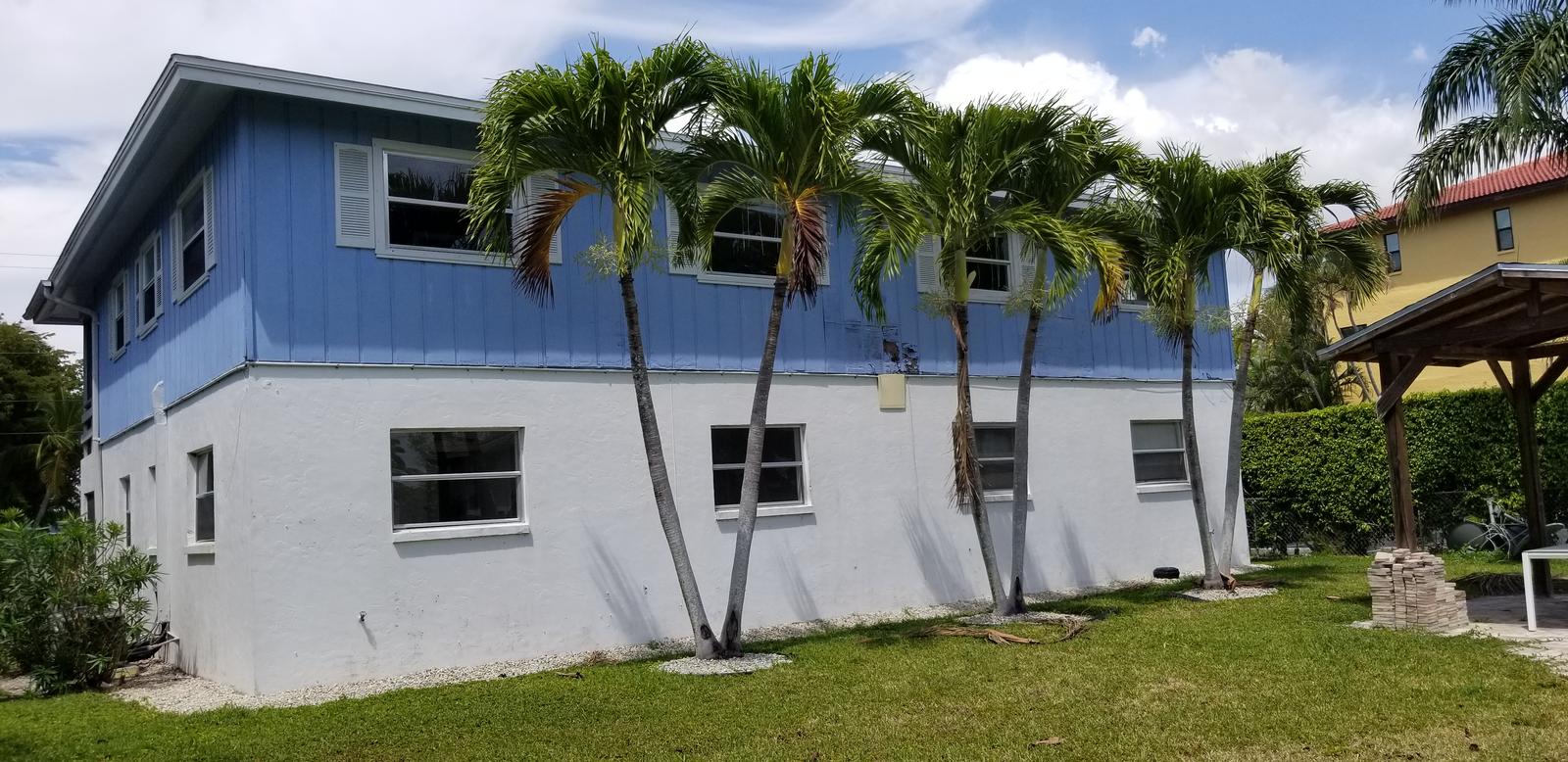 1380 Blue Point Avenue, Naples, FL 34102