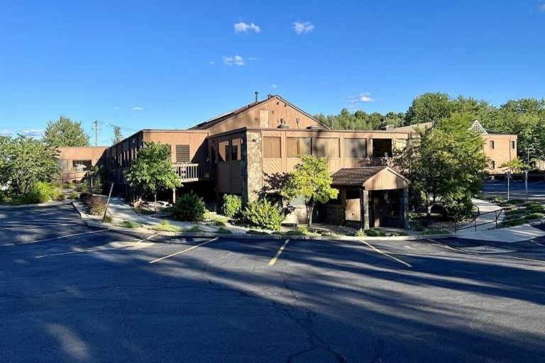 400 Plaza Drive, Vestal, NY