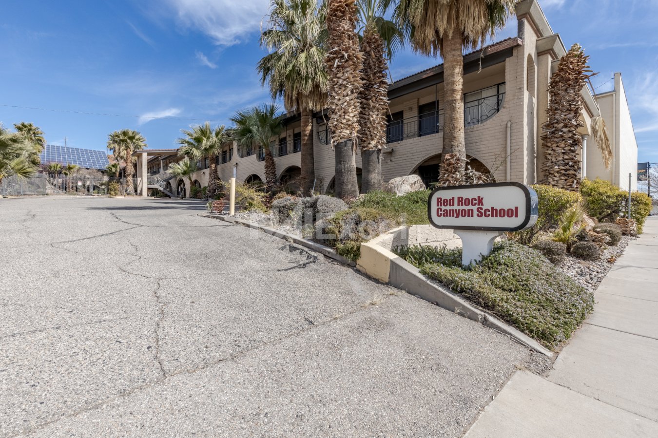 Hotel, School or Facility for Lease
