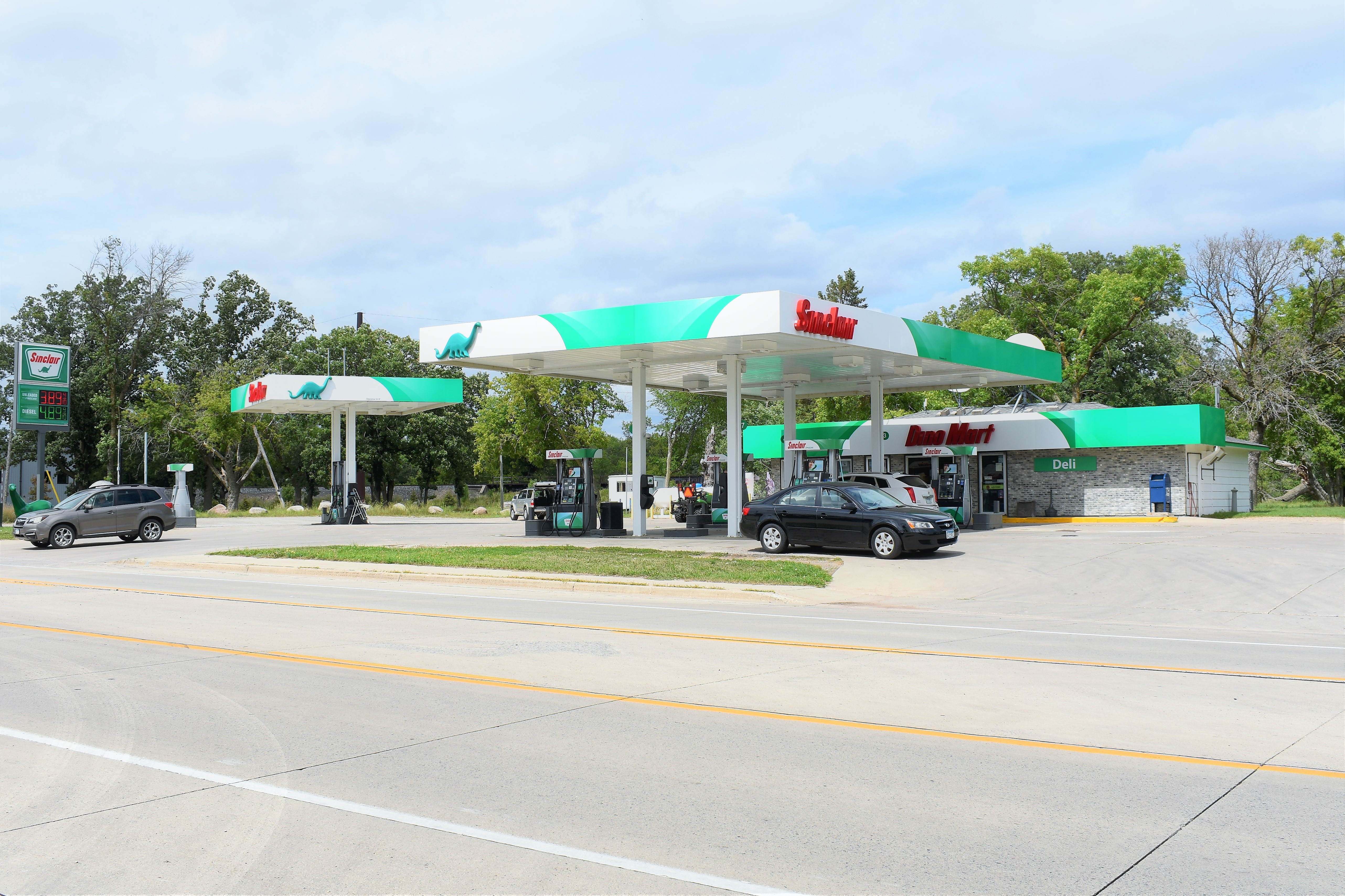 Sinclair Gas Station