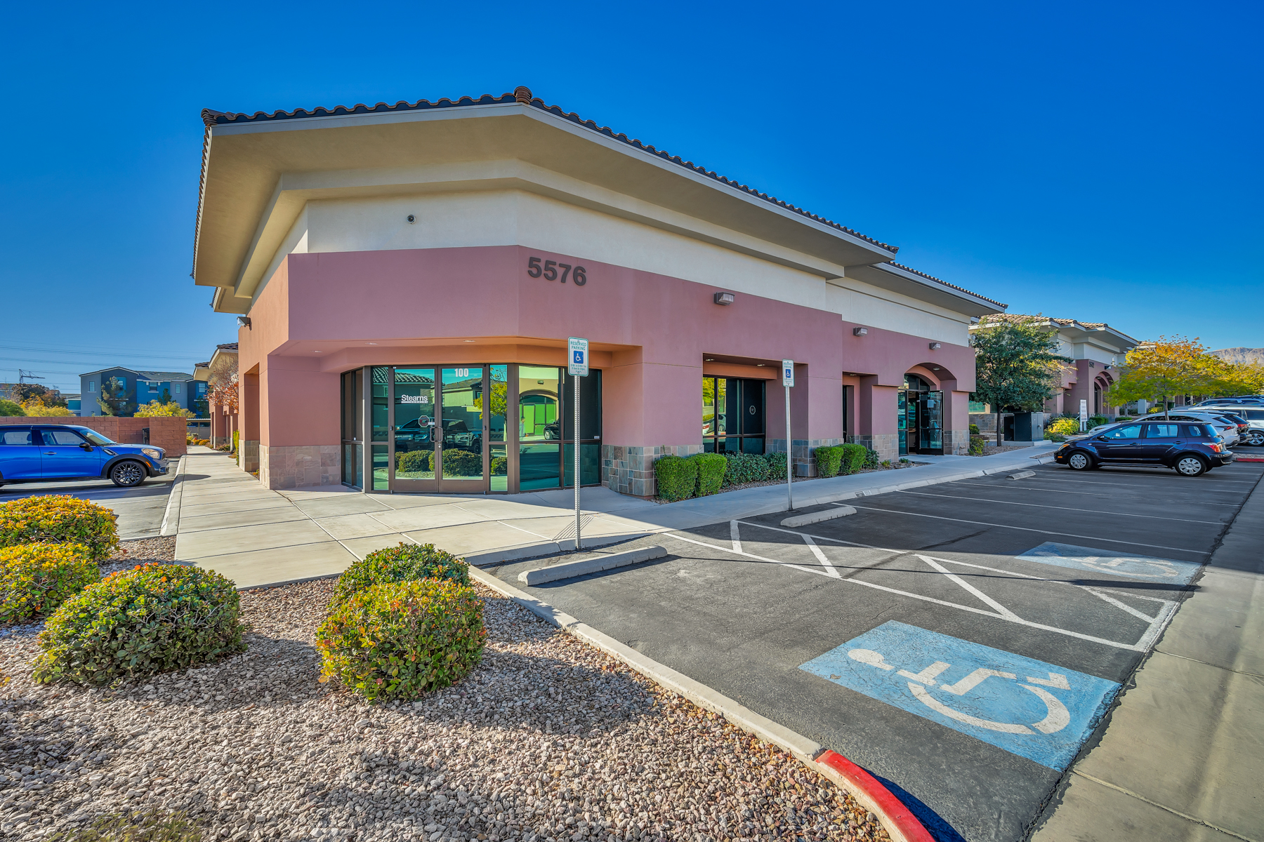 100% Leased NNN Investment in 89148, 5576 South Fort Apache Road, Las Vegas, NV 89148