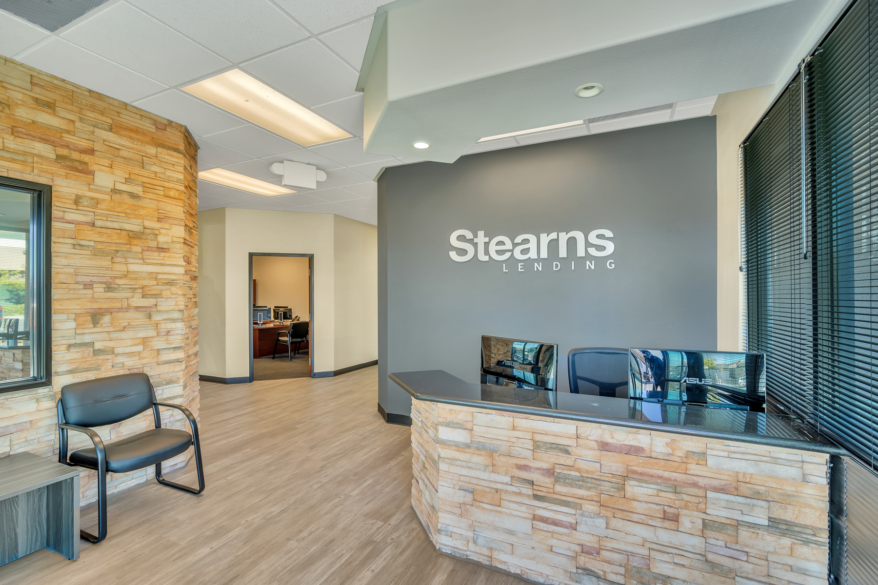 100% Leased NNN Investment in 89148, 5576 South Fort Apache Road, Las Vegas, NV 89148