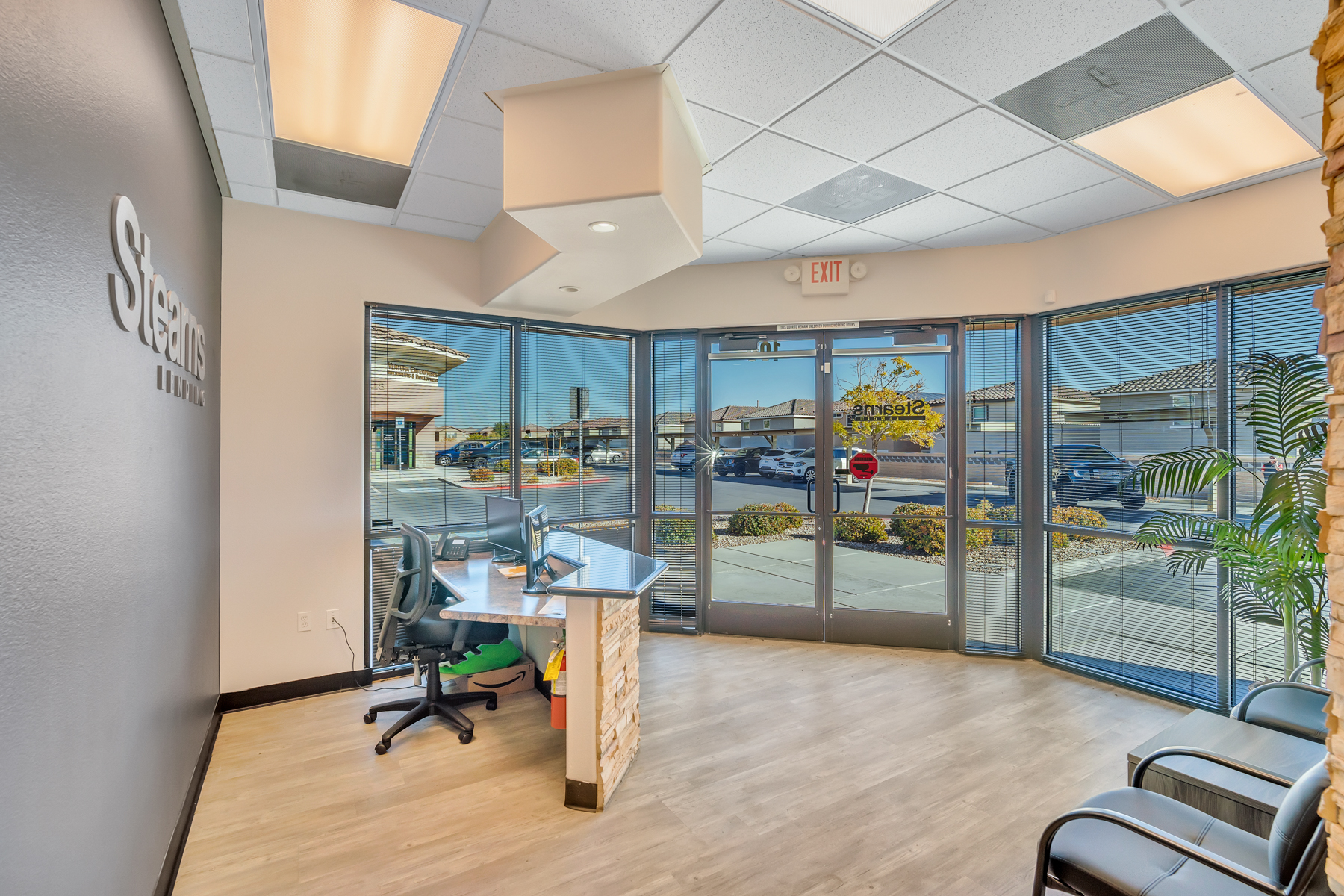 100% Leased NNN Investment in 89148, 5576 South Fort Apache Road, Las Vegas, NV 89148