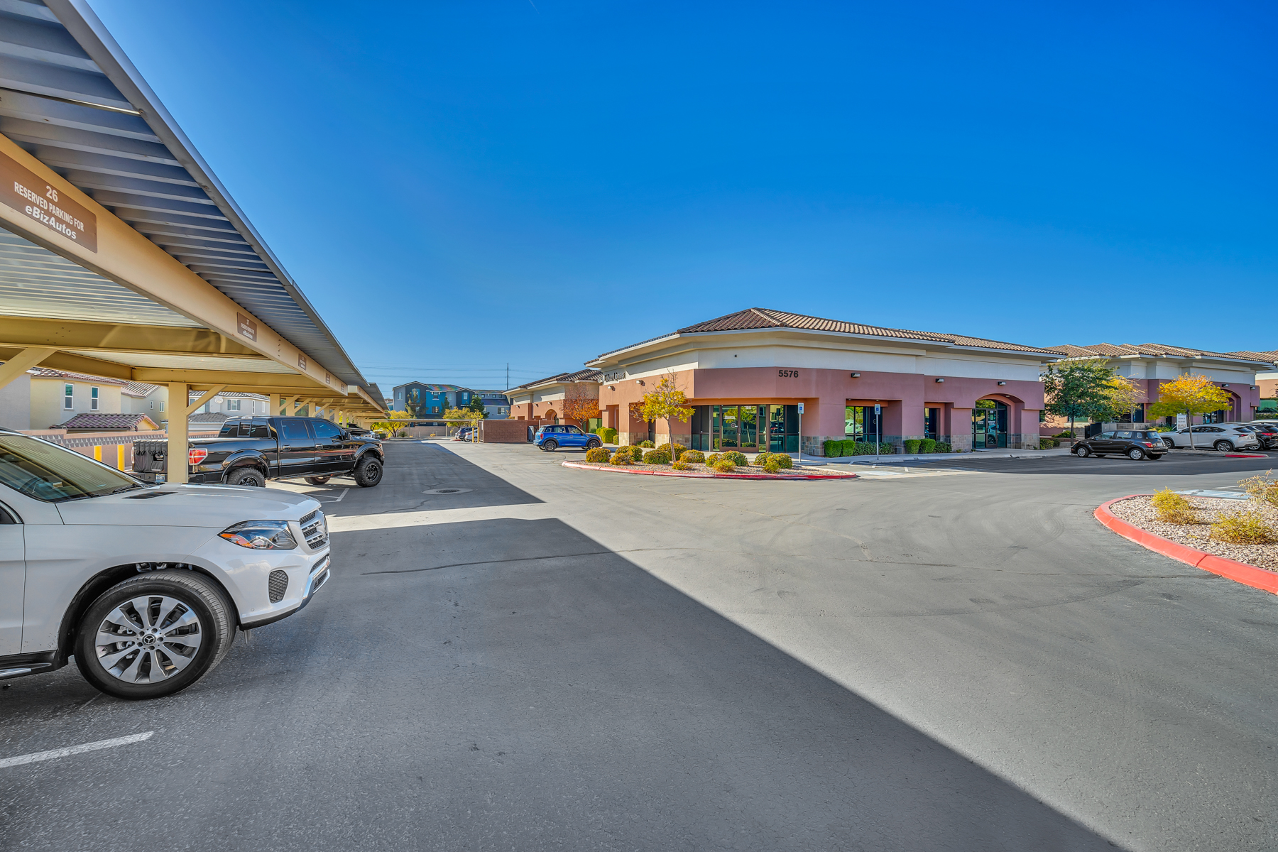 100% Leased NNN Investment in 89148, 5576 South Fort Apache Road, Las Vegas, NV 89148
