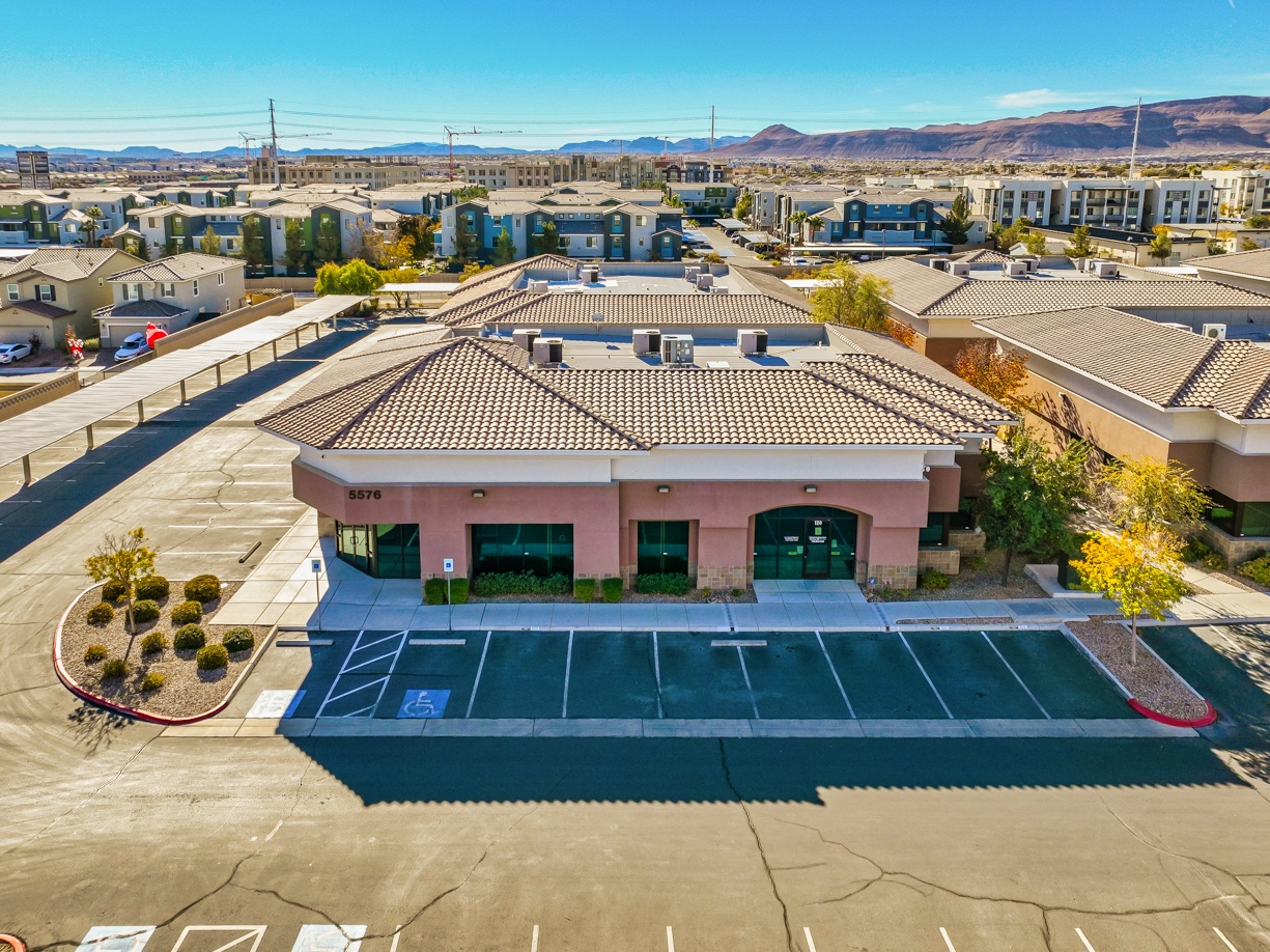 100% Leased NNN Investment in 89148, 5576 South Fort Apache Road, Las Vegas, NV 89148