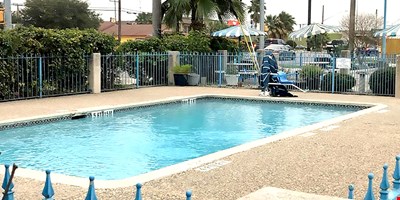 BLUE BAY INN — Sale in San Antonio, TX, photo 7 of 8