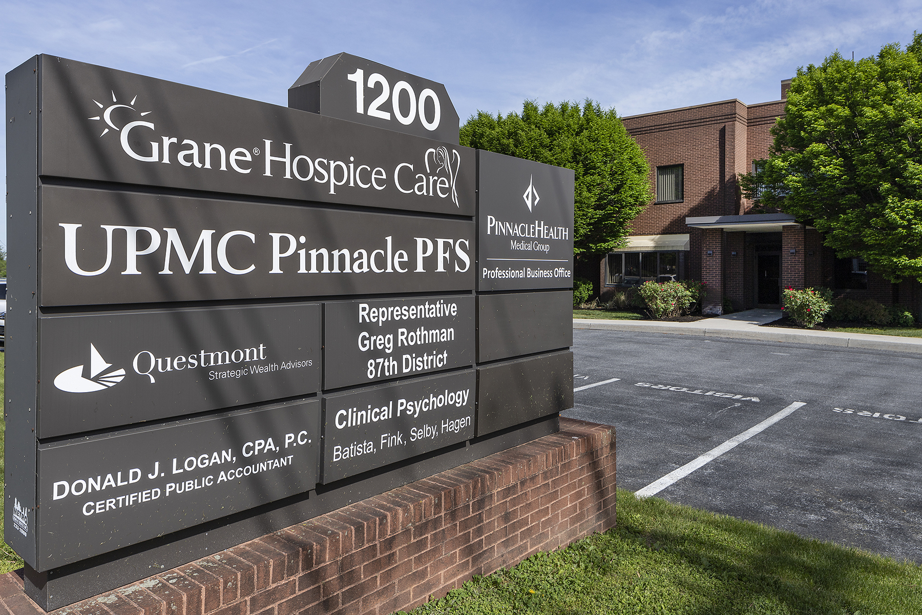 1200 Camp Hill Bypass
