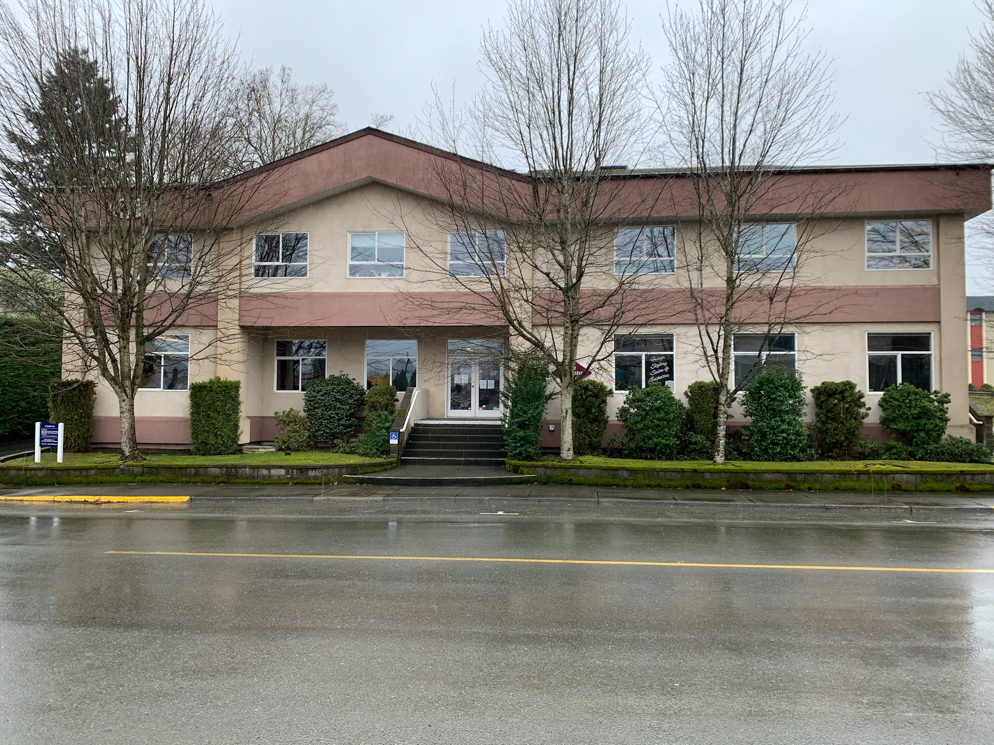 Office Bldg in Duncan
