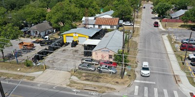 Commercial Corner Lot Property in East Austin — Sale in Austin, TX, photo 1 of 7