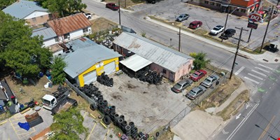 Commercial Corner Lot Property in East Austin — Sale in Austin, TX, photo 3 of 7