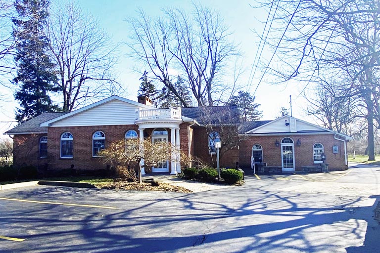 8995 Main Street, Clarence, NY