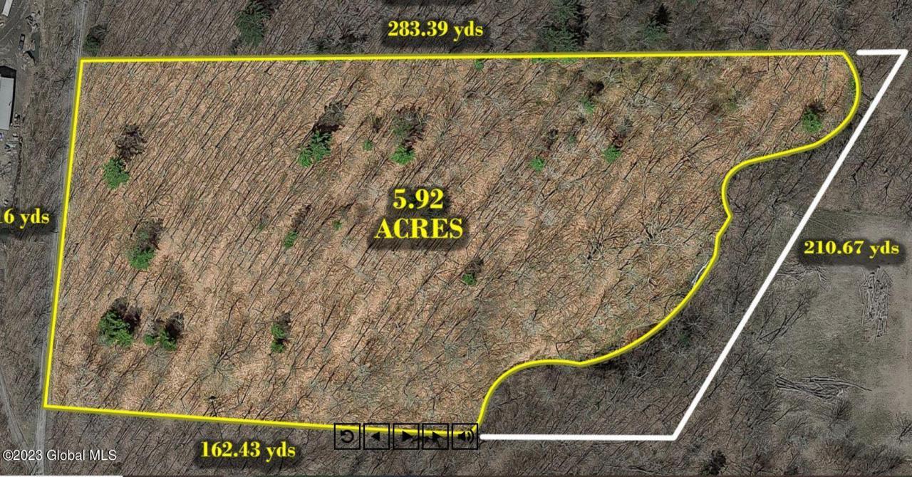 Land -Single Family Acreage in Westerlo