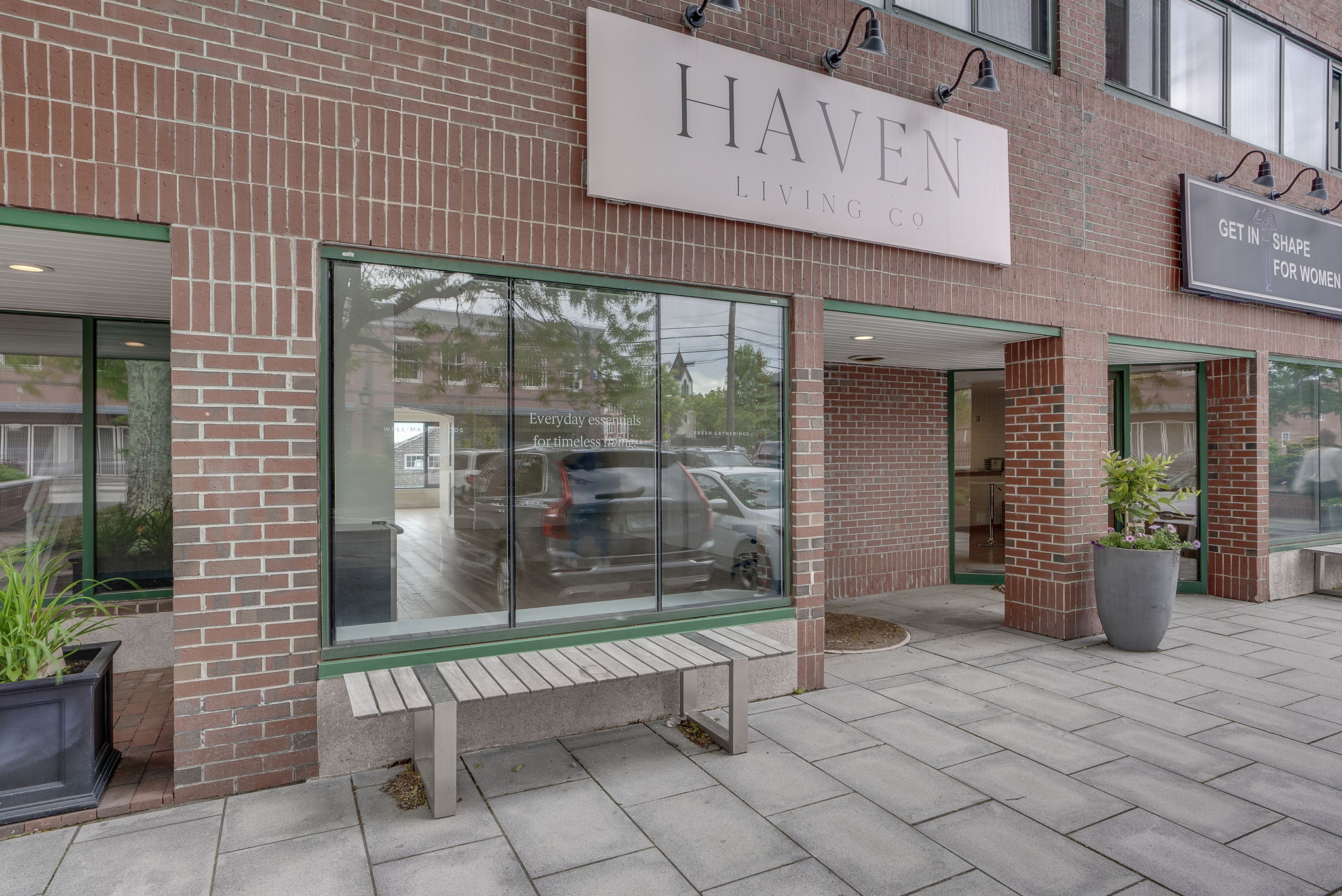 Beautiful Retail or Office Space at Horton's Yard, Newburyport FOR LEASE on 58 Merrimac Street