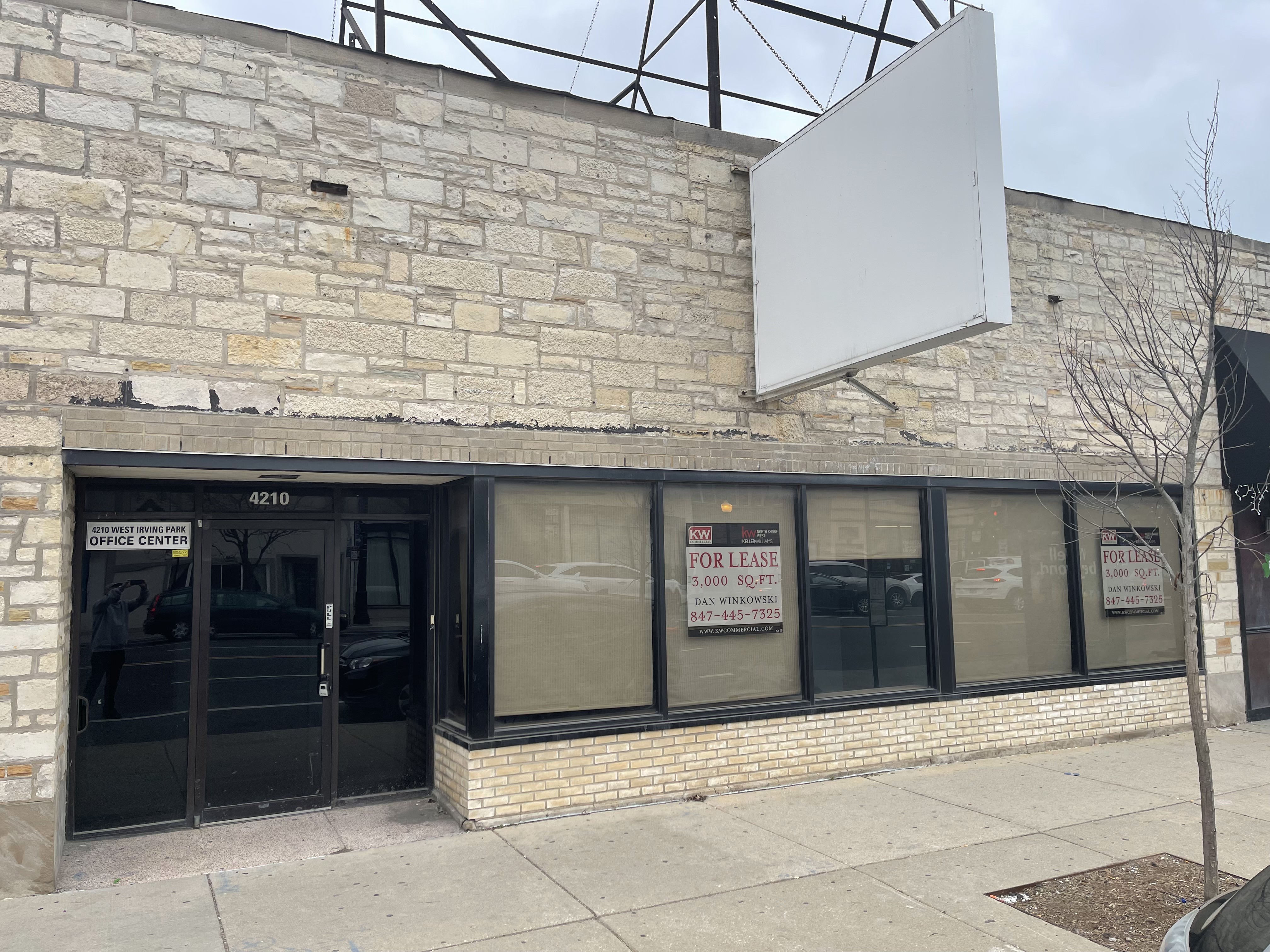 4210 W Irving Park Dr, Chicago, IL, 60641 