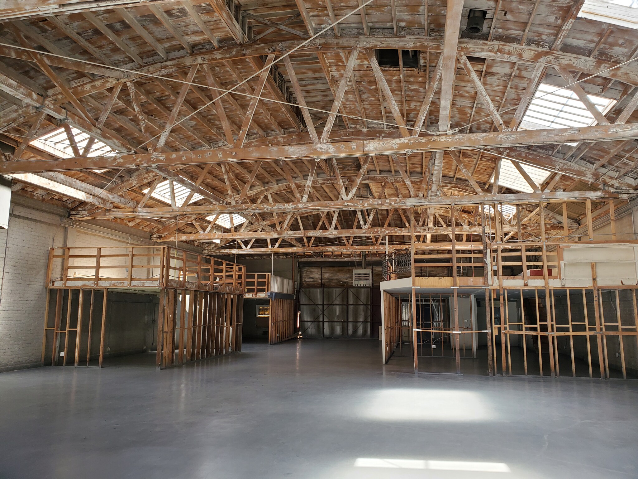 LA Brea Retail Shop