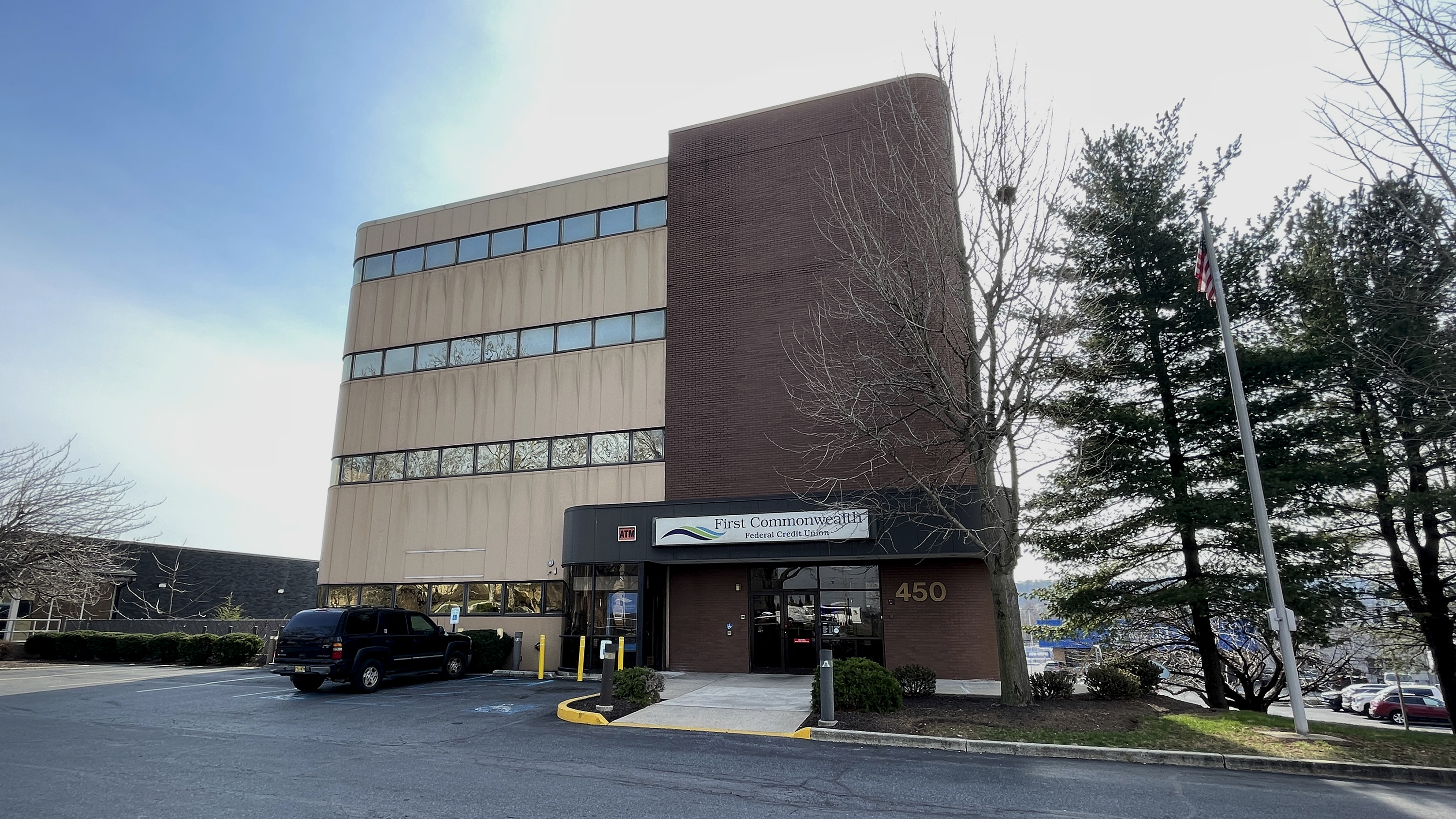 446-450 Union Boulevard