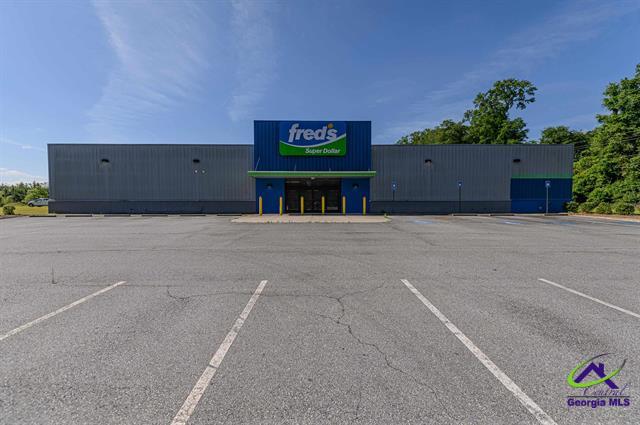 Retail in Montezuma