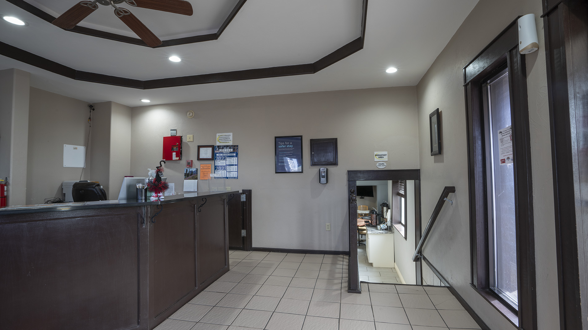 Super 8 Miles City, 2006 South Haynes Avenue, Miles City, MT 59301