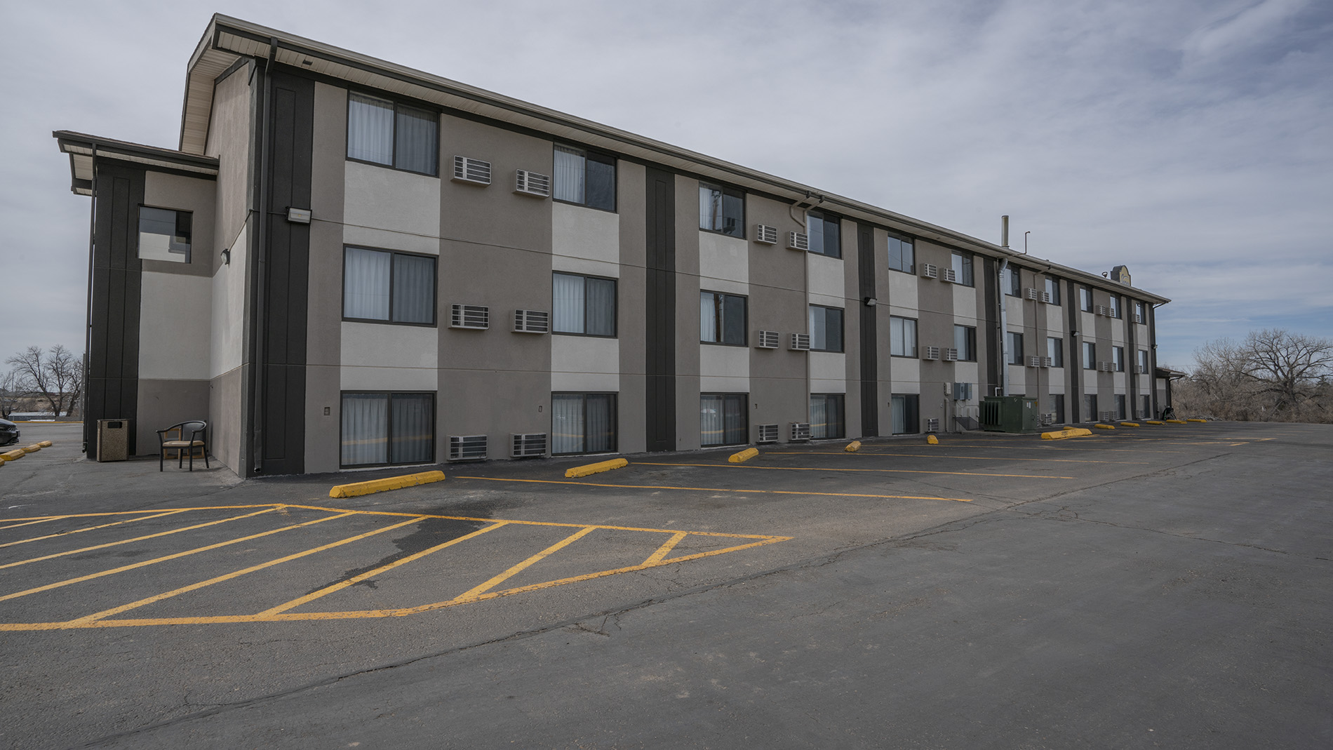 Super 8 Miles City, 2006 South Haynes Avenue, Miles City, MT 59301