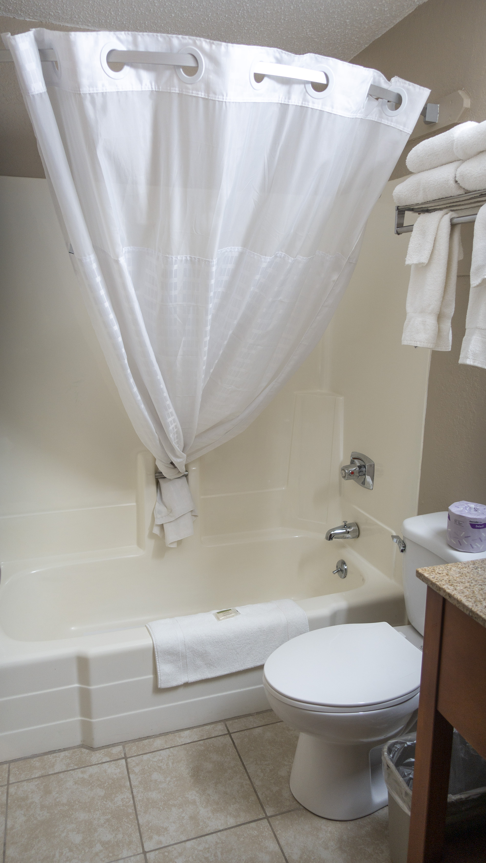 Super 8 Miles City, 2006 South Haynes Avenue, Miles City, MT 59301