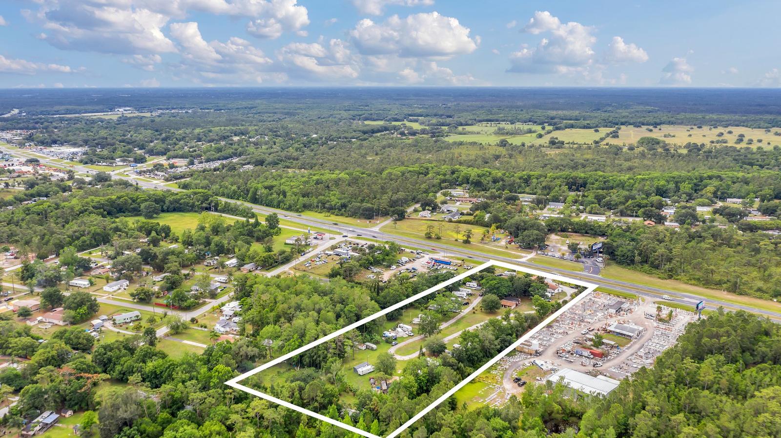 Commercial 5 acre Mixed Use Hotel/Motel FOR SALE on 17883 E. Colonial